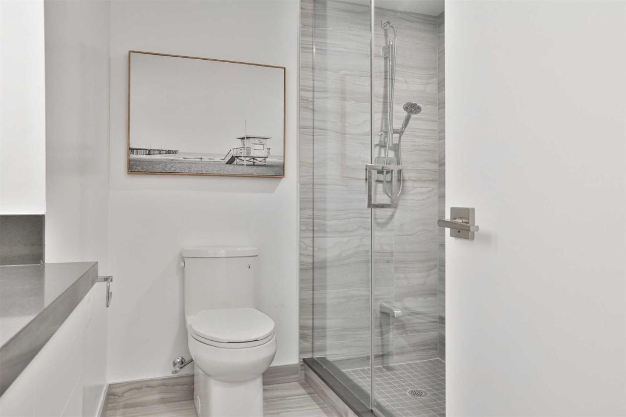 2 Bedroom Plus Den Condo Toronto Exteriér fotografie