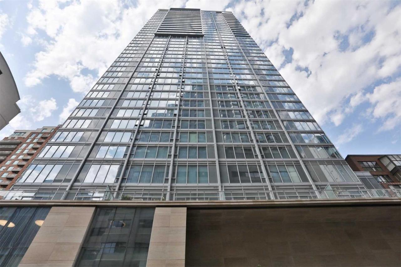 2 Bedroom Plus Den Condo Toronto Exteriér fotografie